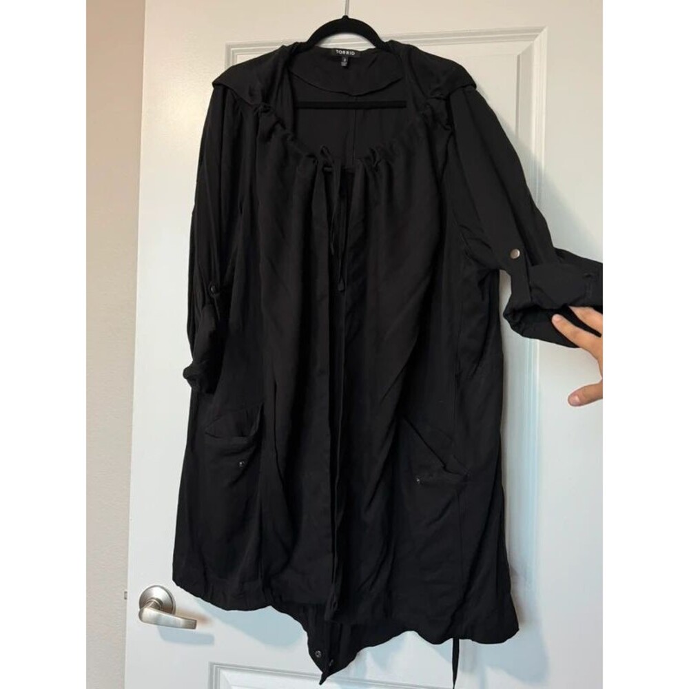 Torrid black hooded lightweight anorak utility adjustable jacket